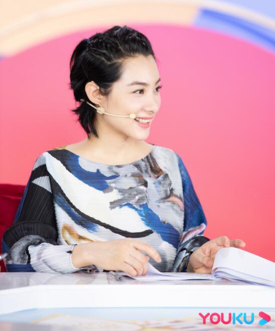 《敷陈天下我能够》第五期上线 以“对峙”为主题