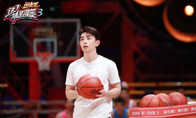 《这便是灌篮3》热播 邓伦贡献超卓三分投篮