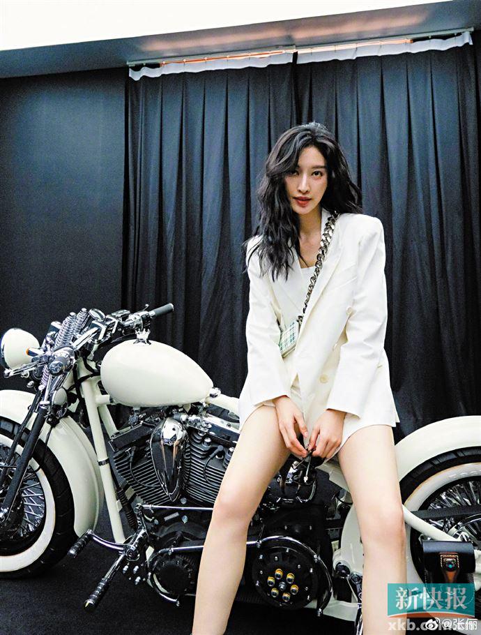 张俪：“戏中戏”演起来很过瘾