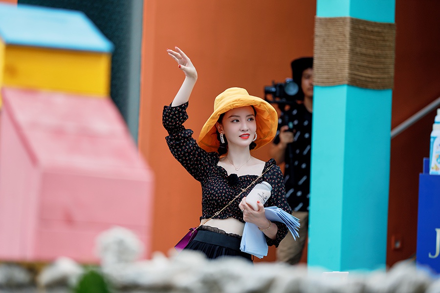 张萌加盟《完美的夏天》 遍寻有才之人