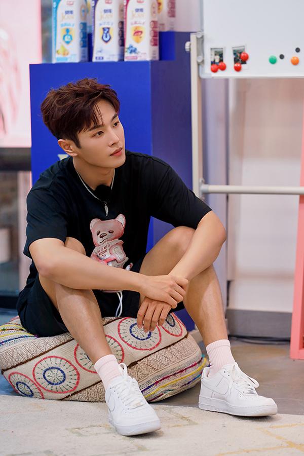 张萌加盟《完美的夏天》 遍寻有才之人