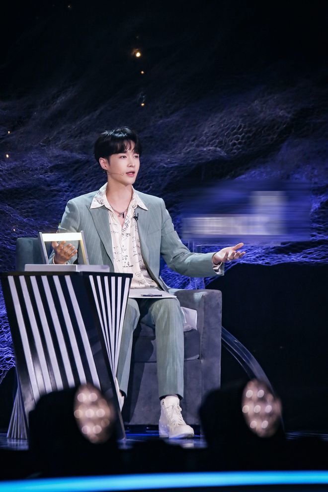 张艺兴《舞蹈风暴》标准严格被称麻辣鉴证官