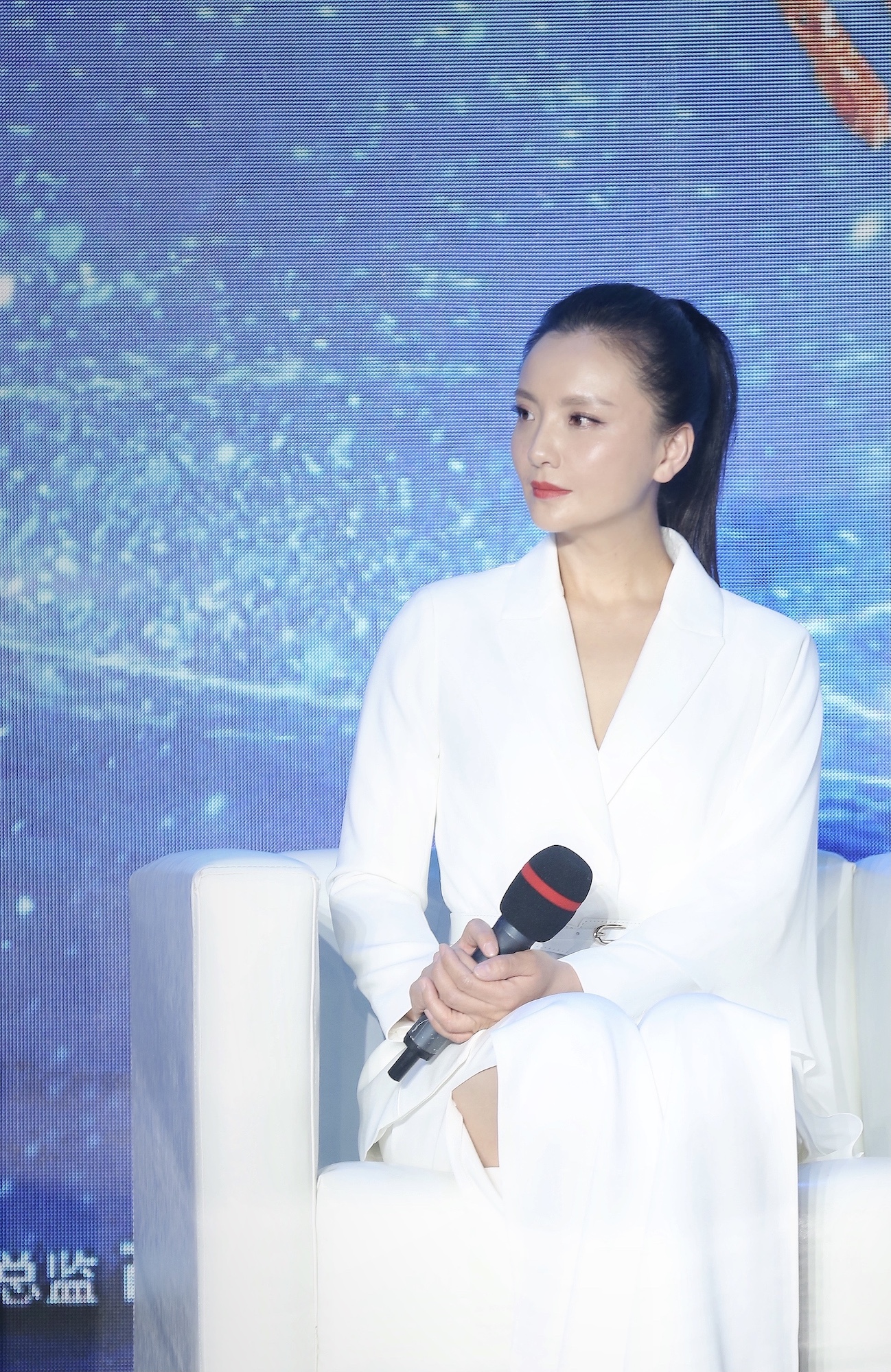 浸没式主题秀《爱·永恒》将首演 黄绮珊主题曲献声