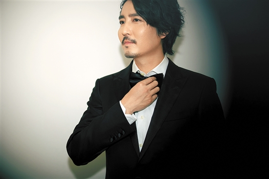 王泷正演李易峰导师：戏里戏外彼此欣赏