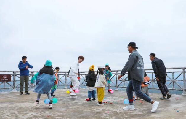 《萌宝去哪儿》曝光新预告 现场录制其乐融融令人期待