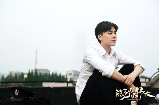 李易峰扮演顾耀东