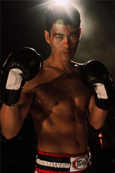 《苦战江湖》上演硬汉对决 陈国坤为亲情而战