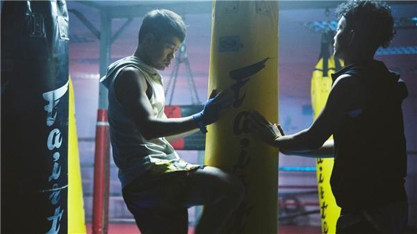 《苦战江湖》上演硬汉对决 陈国坤为亲情而战