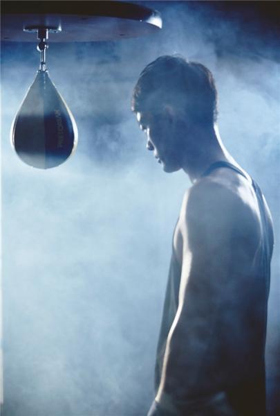 《苦战江湖》上演硬汉对决 陈国坤为亲情而战