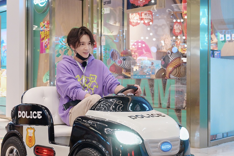 《神奇公司在哪里》乔杉杨迪上演神奇升职记