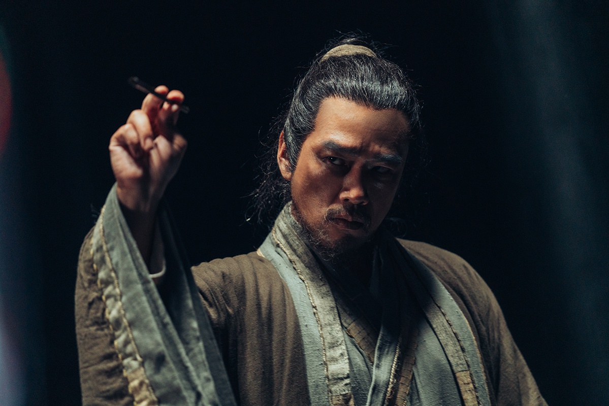 《赤狐书生》王耀庆颠覆出演穷苦书生引热议