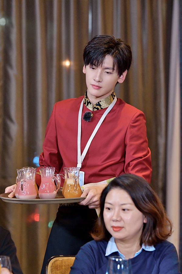 《神奇公司在哪里》致敬无名英雄 杨迪杨超越献上家的味道