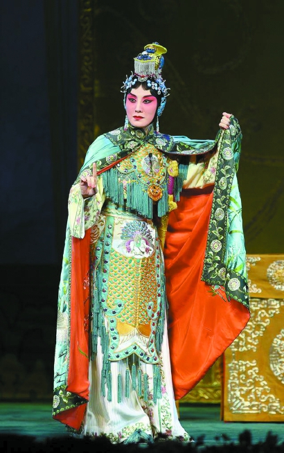 从圈粉策略，谈传统演艺行业当代转型