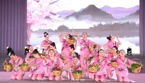 东莞办抖音流量王总决赛 全国16支队伍同台竞技,逾500万人在线关注