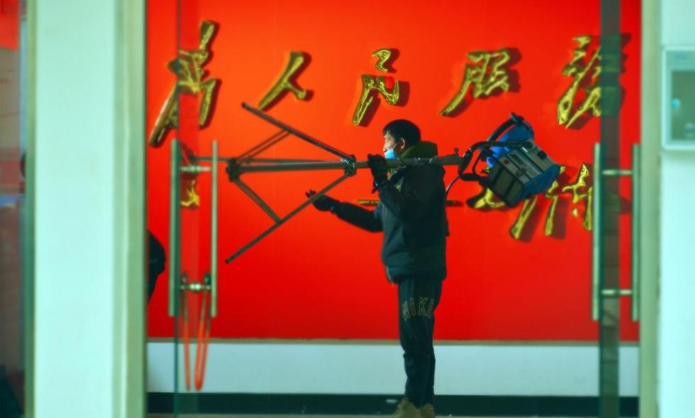 杨亚洲新剧《经山海》杀青央视《大幕开启》揭幕拍摄之旅