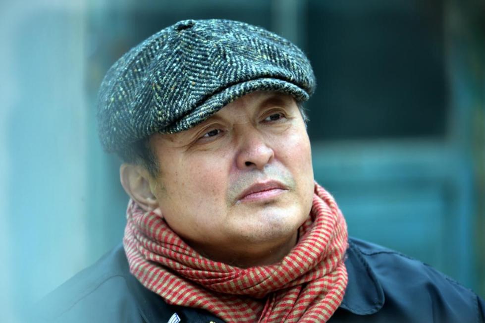 杨亚洲新剧《经山海》杀青央视《大幕开启》揭幕拍摄之旅