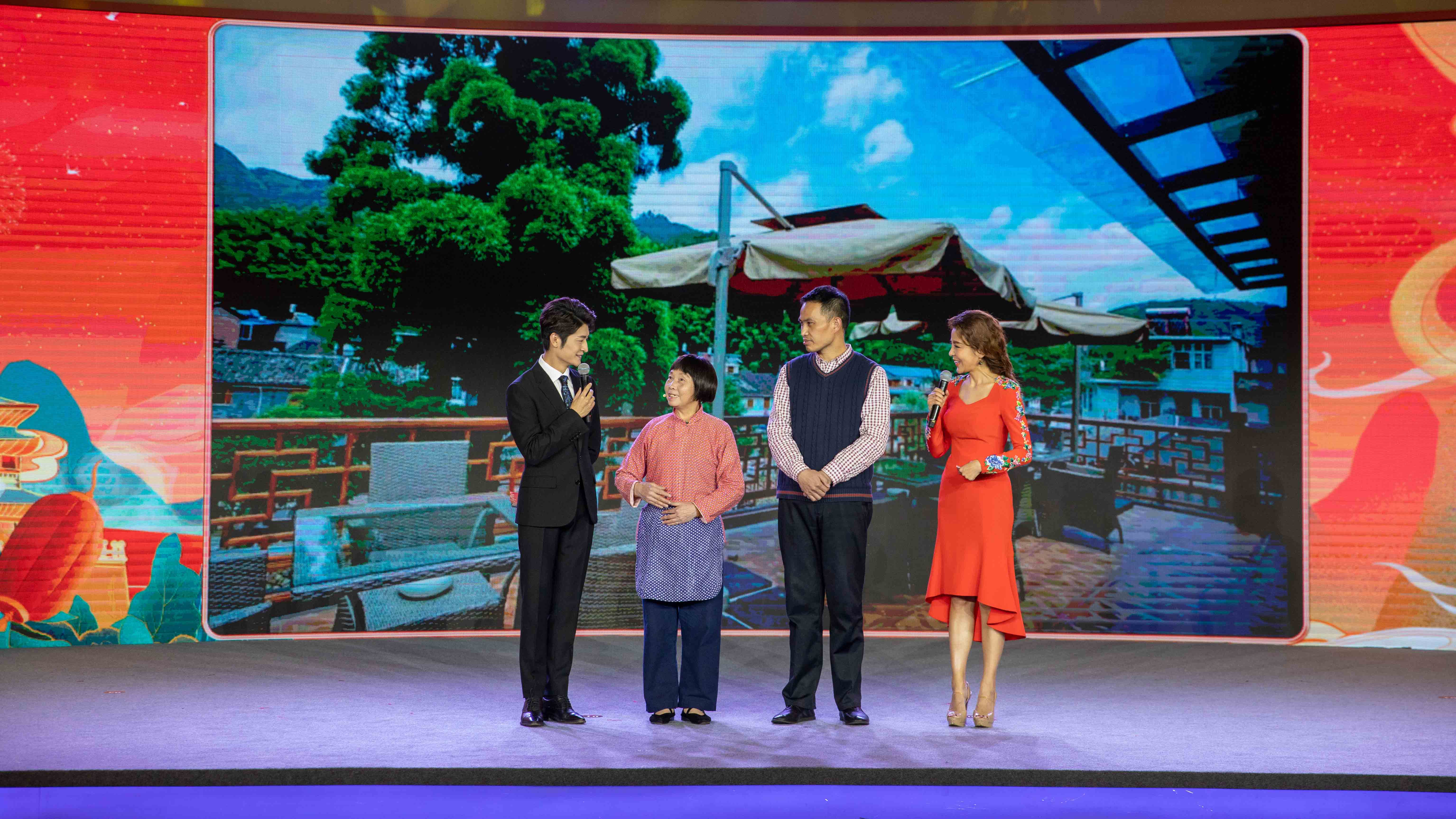 总台推出《我们的宝藏“村晚”》等系列产品