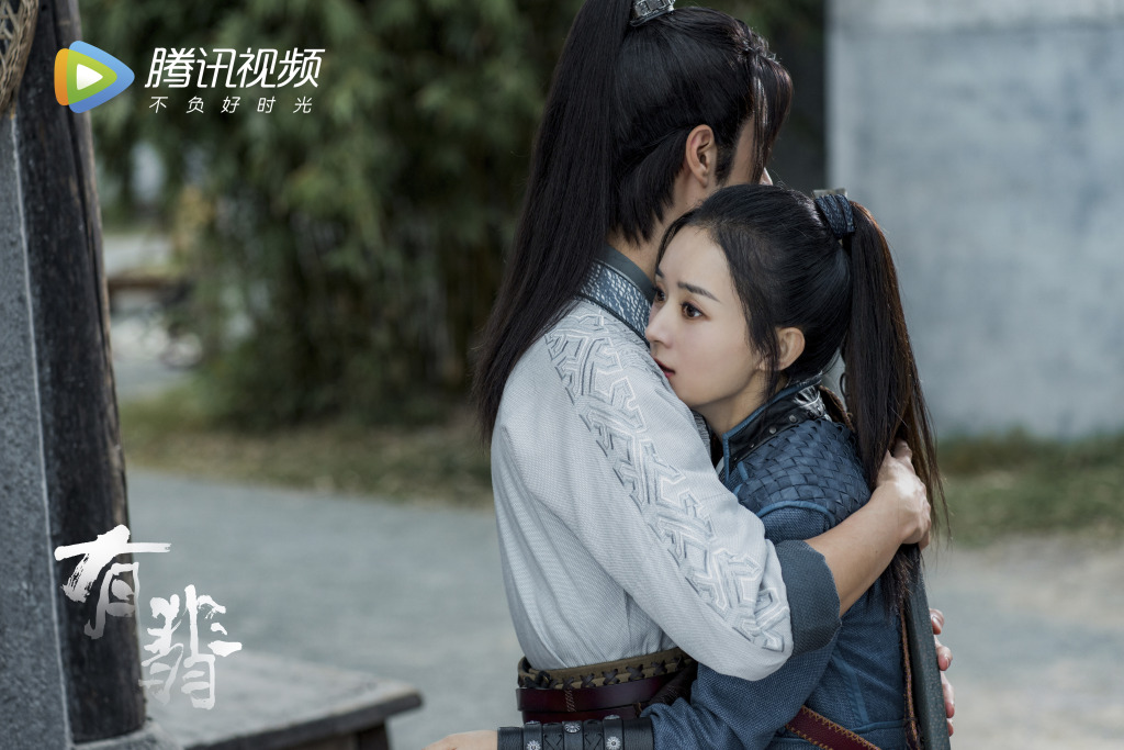 《有翡》小分队齐聚 王一博再用推云掌命悬一线