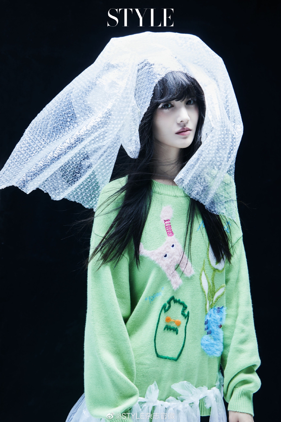 郑爽演绎环保主题大片倡导守护家园