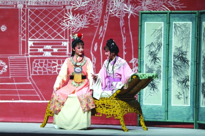 6朵梅花和23朵白玉兰齐绽放，让“黄金年代”永不落幕