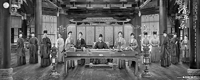 融媒体时代：民众目光洗礼下的历史剧