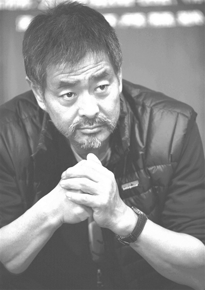 濮存昕: 像戏剧一样生活 像生活一样演戏