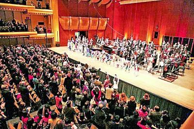 不是所有的舞台艺术都适合鼓掌叫好