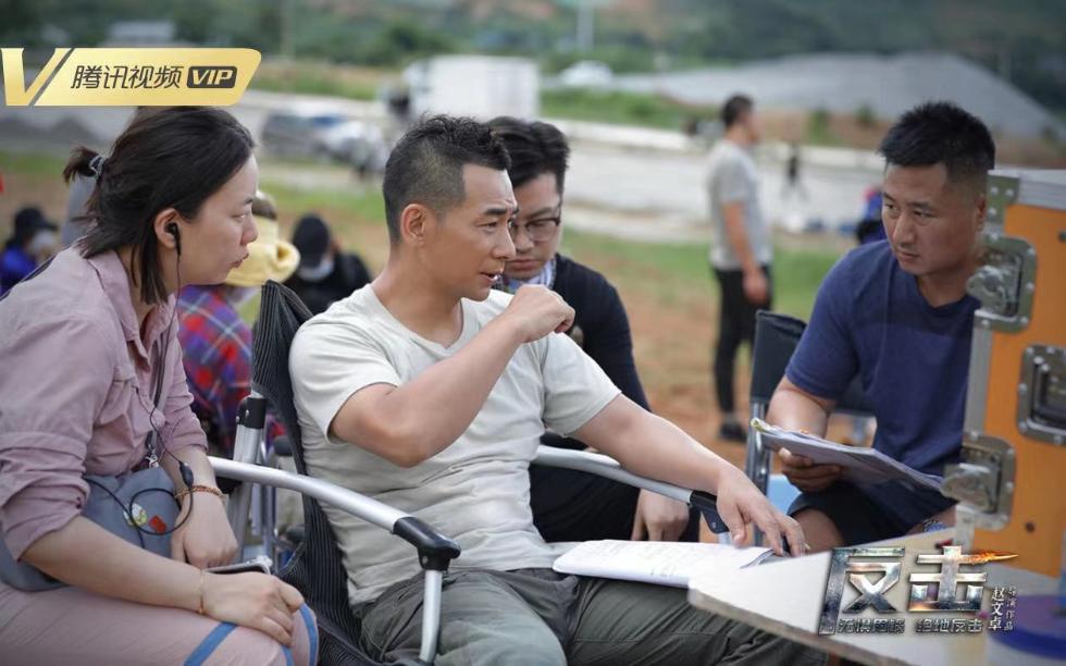 电影《反击》曝导演特辑 赵文卓投降万难力求实景拍摄