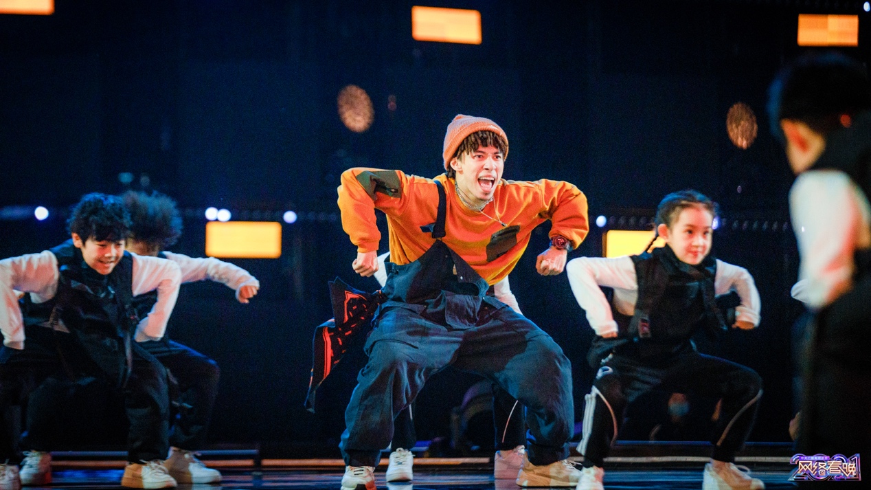 总台2021网络春晚：新年开新局，青春不设限