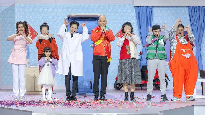 辽宁籍嘉宾黄景瑜李雪琴现身辽视春晚