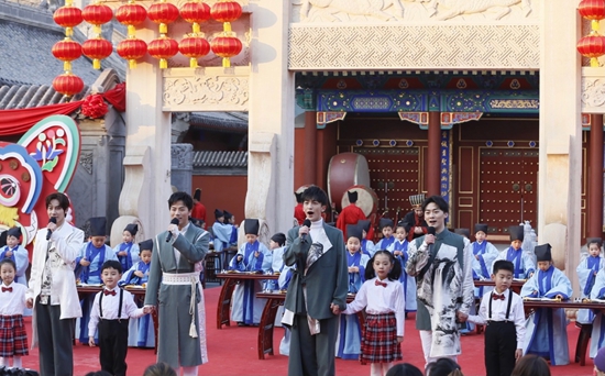 百位艺人齐聚 《2021东西南北贺新春》即将播出