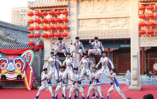 百位艺人齐聚 《2021东西南北贺新春》即将播出