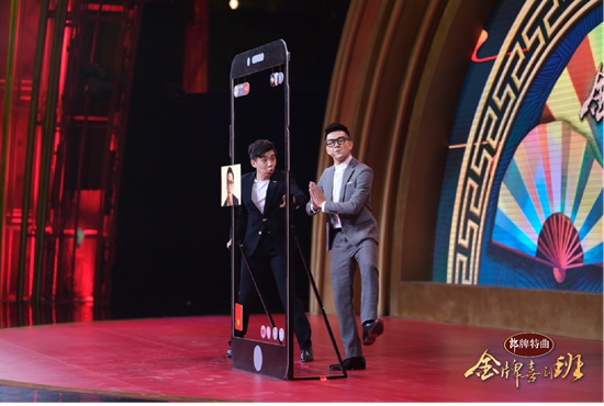 《金牌喜剧班》陈佩斯主动抛出橄榄枝 是什么作品让三位导师乐不行支?