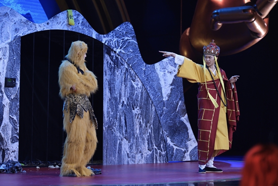 《金牌喜剧班》陈佩斯主动抛出橄榄枝 是什么作品让三位导师乐不行支?