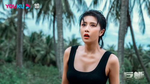 电影《巨蜥》定档4月3日 王者降临巨兽争霸