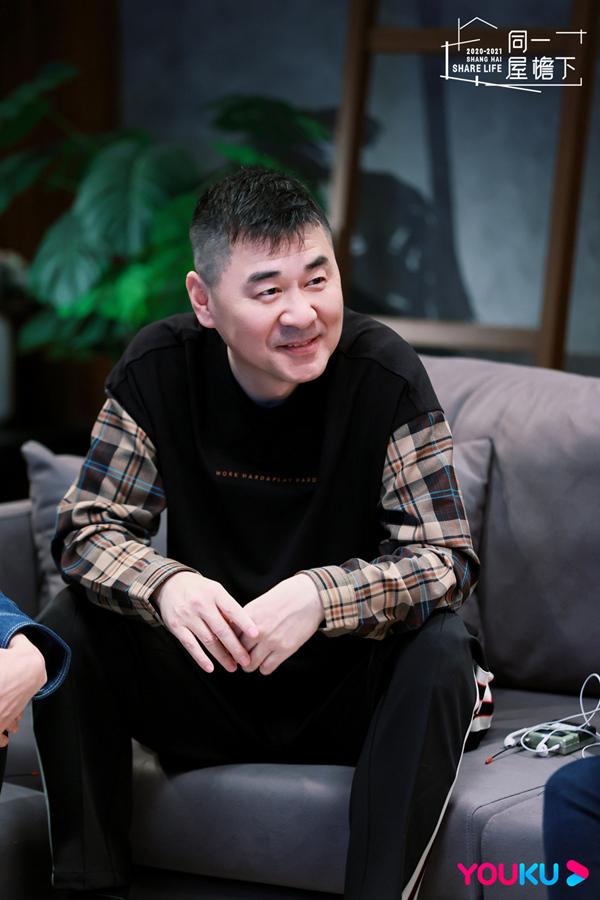 《同一屋檐下》陈建斌曾可妮辩说“伤及”魏大勋