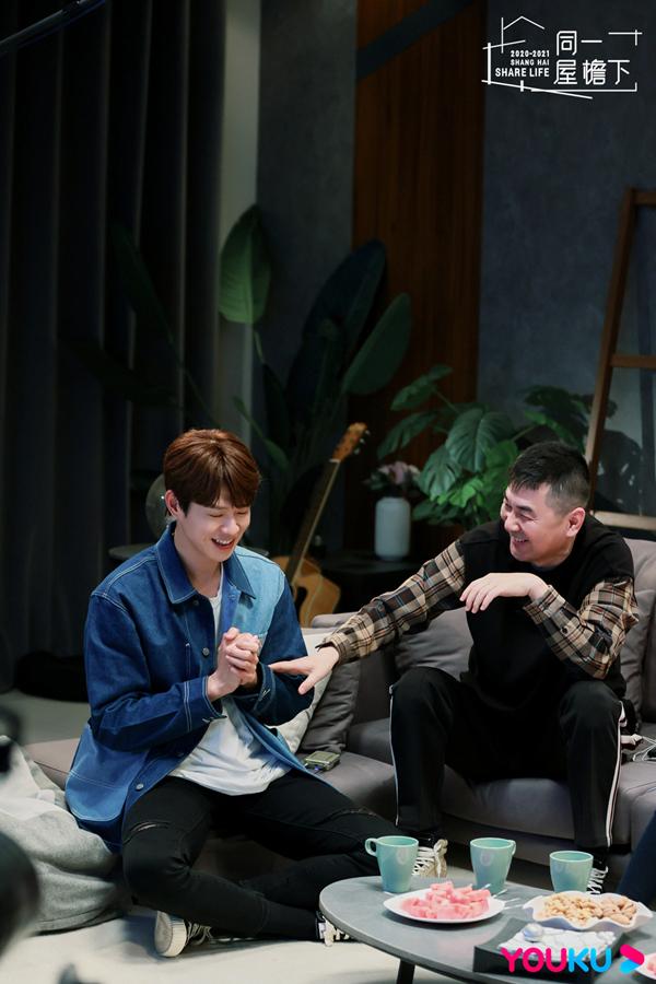 《同一屋檐下》陈建斌曾可妮辩说“伤及”魏大勋