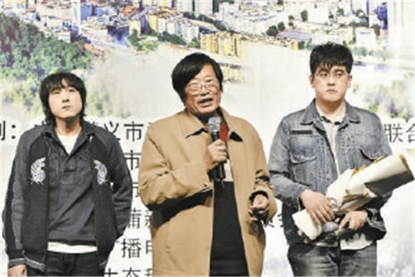 焦波：进城的故事是藏在心里边的