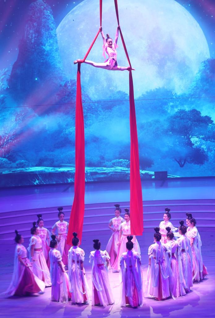 湖南衡阳：大型人文情景剧《祝融传说》公演