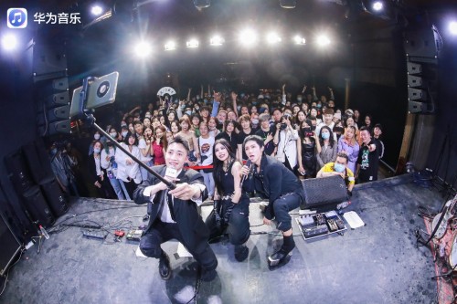 华为音乐4月唤新操持，用音乐和听书欢迎火爆夏日