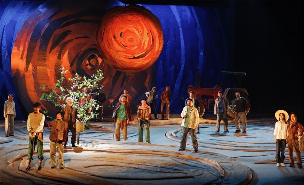 话剧《村里新来的年轻人》开启二轮演出 致敬平凡劳动者