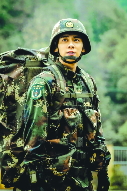 偶像化的叙事策略如何丰富了军旅剧