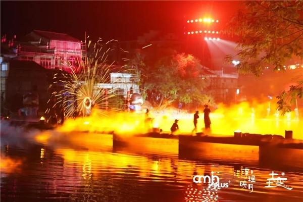 景德镇《垚变·72》鸿潭宋韵 光影与瓷文化完美连系