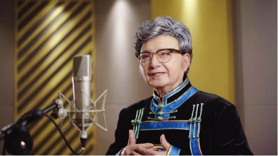 八音赫赫与恩师胡松华献唱《满族儿女心向党》