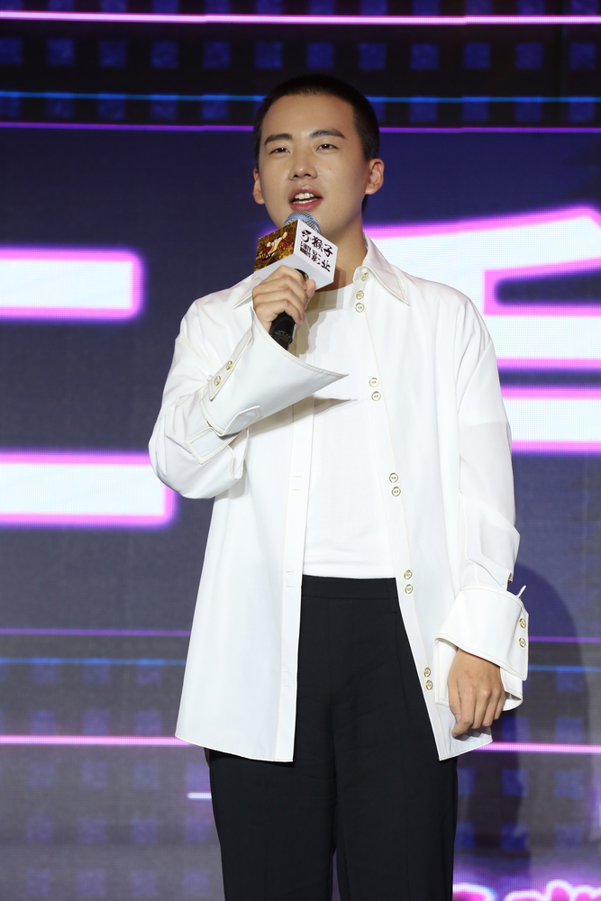 易烊千玺领衔主演《奇迹》等新电影作品曝光