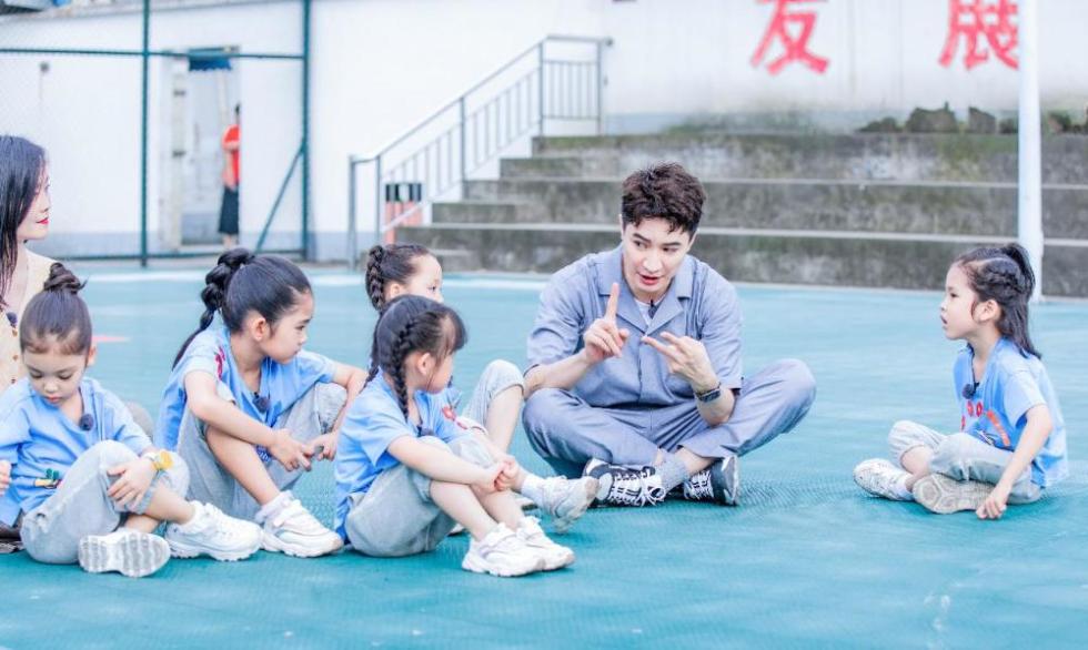 商酌生命教育的重要性《不要小看我》提倡正确表达爱