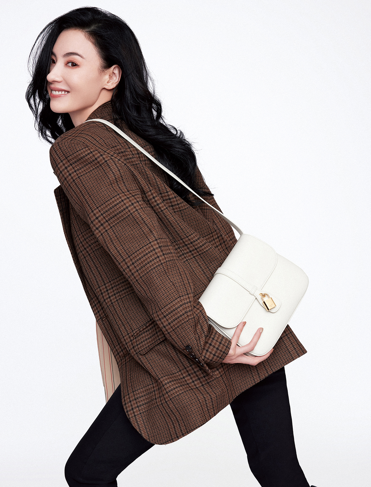 张柏芝演绎秋日新风尚 (1).jpg