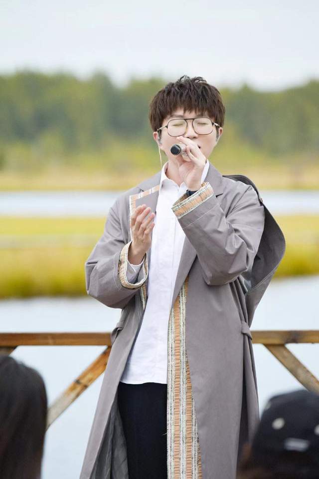 贺军翔老婆神似马蓉女儿照片曝光贺军翔发声否认出轨事件始末2021