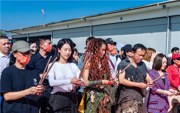 “哈丘爱标致”成都开机 白旭含生动演绎都市励志人生 “哈丘爱标致”成都开机 白旭含生动演绎都市励志人生