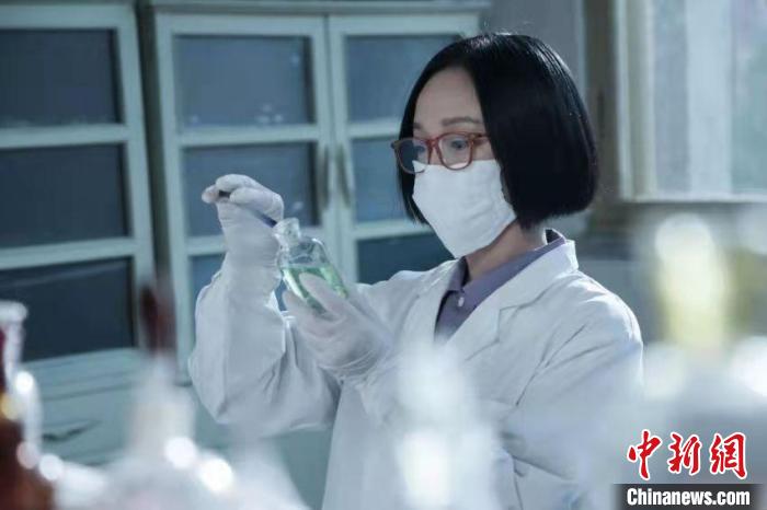 导演郑晓龙：《功勋》用真实打动人